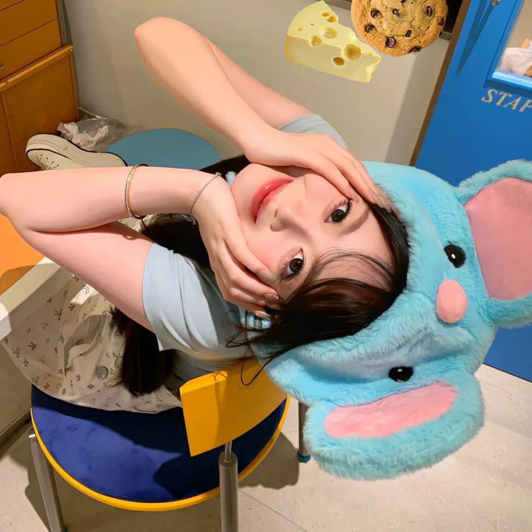 春花娇美可人儿